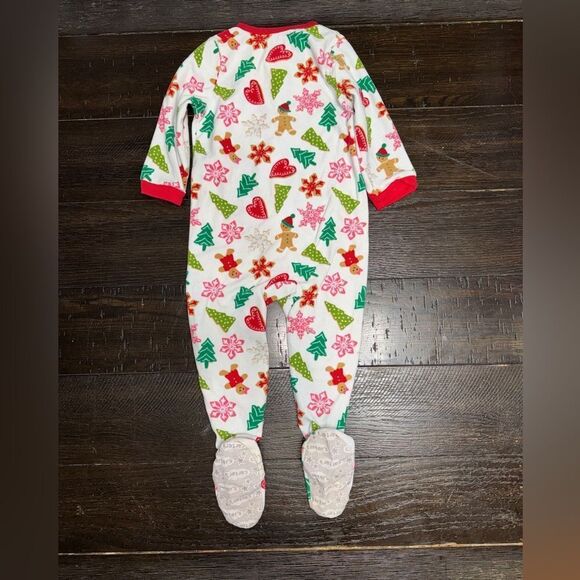 24m fleece footed Christmas pajamas by carters - Picture 3 of 3